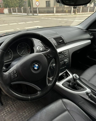 BMW Seria 1 cena 21500 przebieg: 189700, rok produkcji 2007 z Poznań małe 781